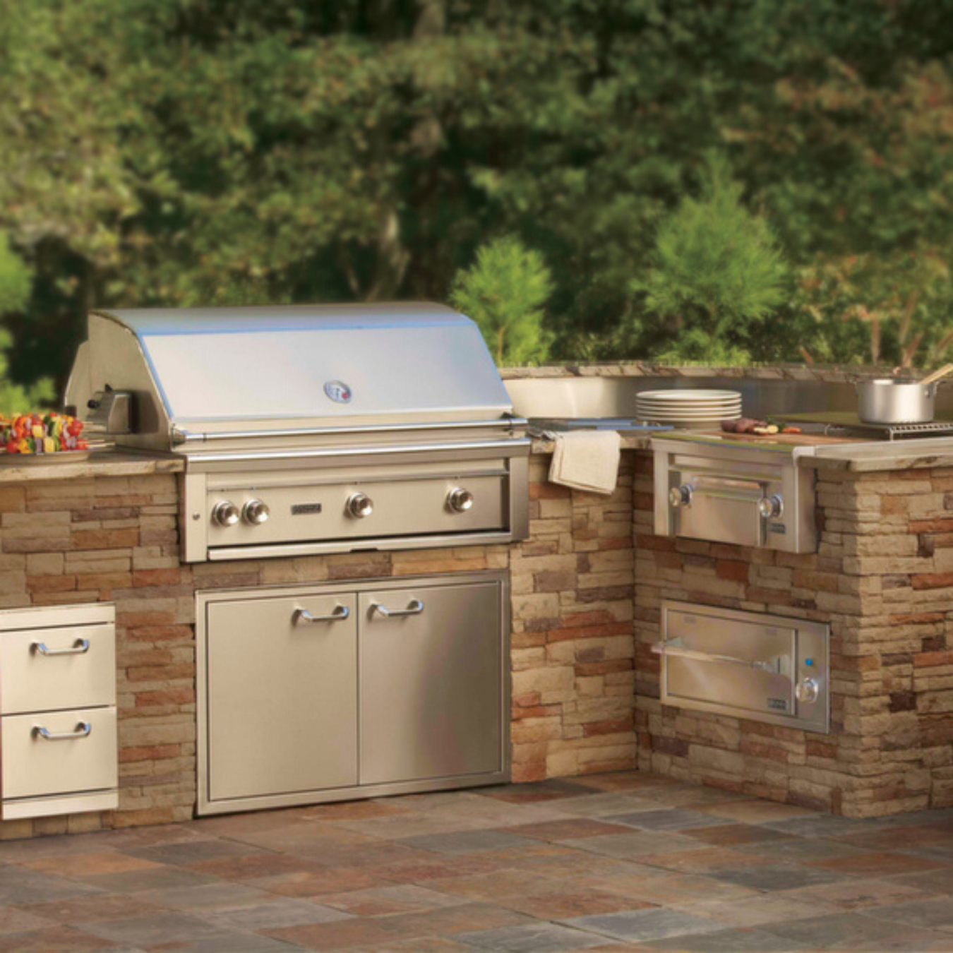 BBQs & Pizza Ovens
