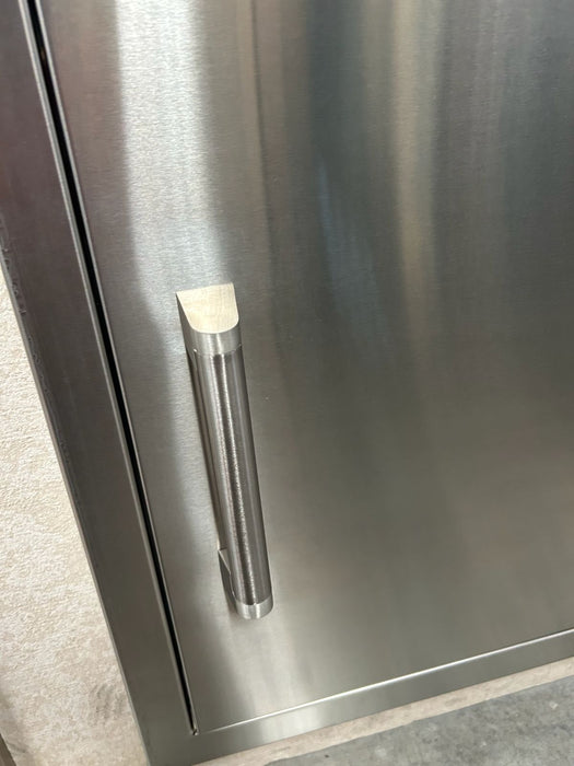 24" Single Door – 316 Marine Grade Stainless Steel (CJ24PRO-SD-316)