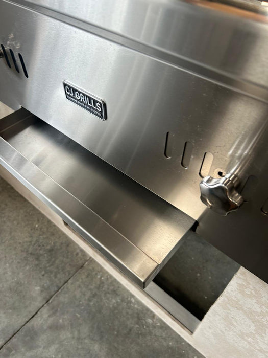 CJ Grills 32" 316 Pro Built-In Charcoal Grill (CJ32PRO-CH-316)